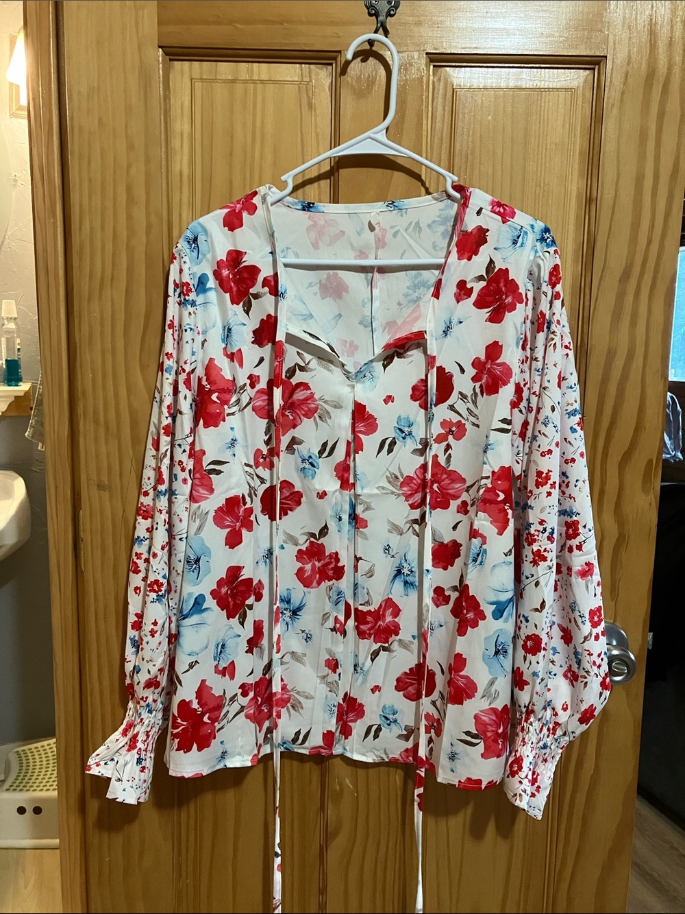 Source Unknown White Blouse with Red & Blue Floral Print and Tie Front